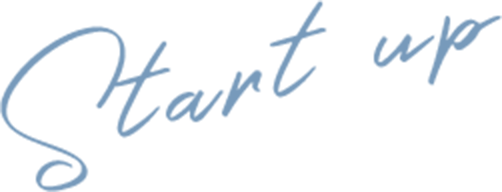 Start up 筆記体のテキスト